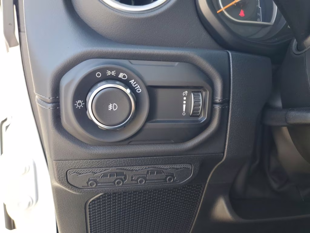 2025 Bright White Clearcoat Jeep Wrangler Sahara 4X4 SUV