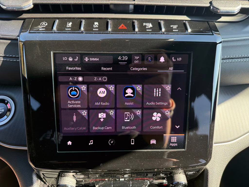 2025 Bright White Clearcoat Jeep Grand Cherokee Altitude RWD SUV