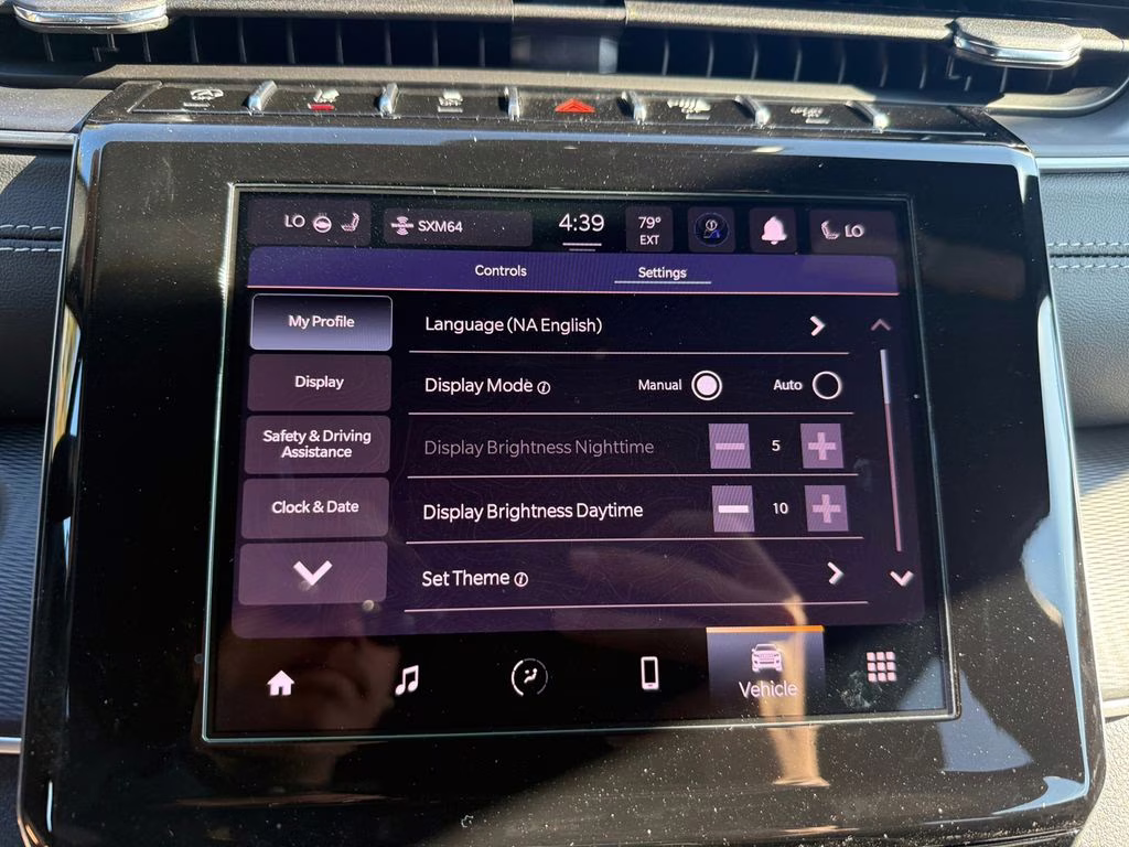 2025 Bright White Clearcoat Jeep Grand Cherokee Altitude RWD SUV