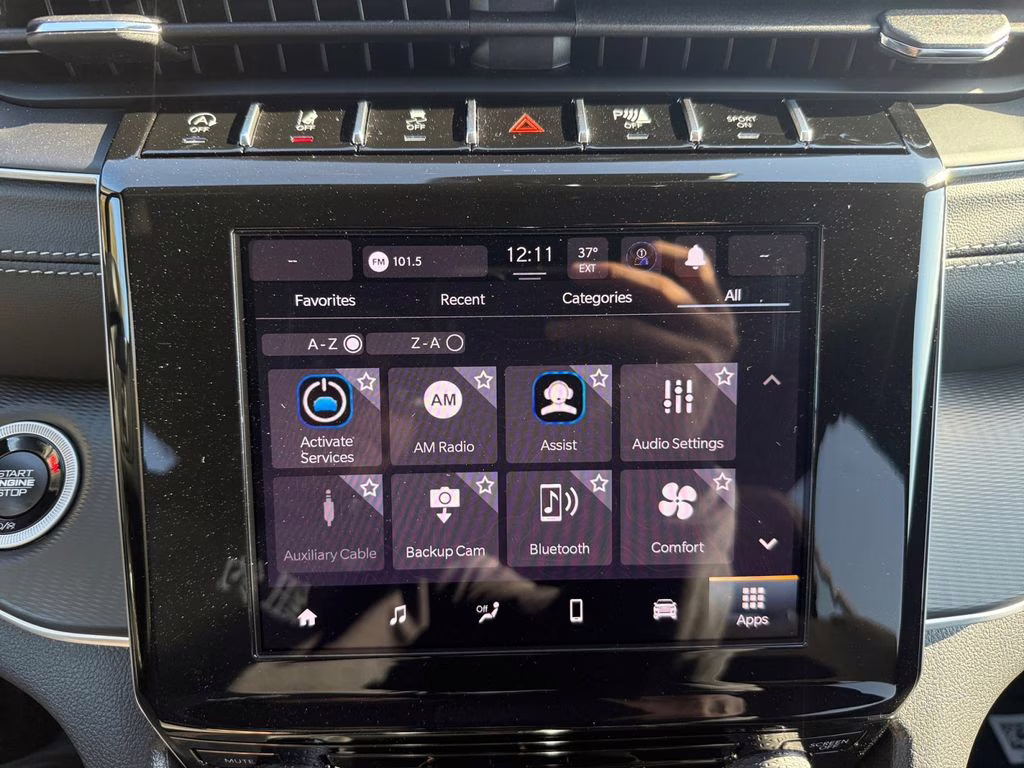 2025 Silver Zynith Jeep Grand Cherokee Laredo RWD SUV