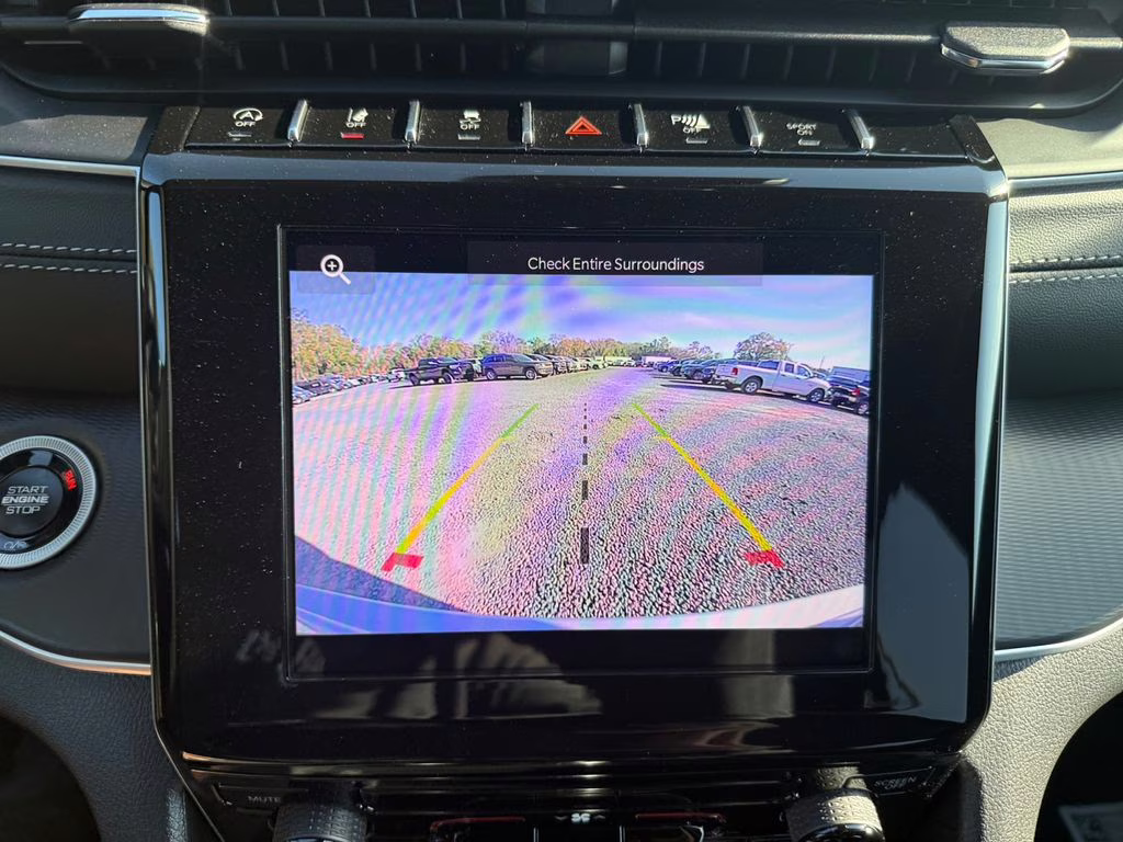 2025 Silver Zynith Jeep Grand Cherokee Laredo RWD SUV