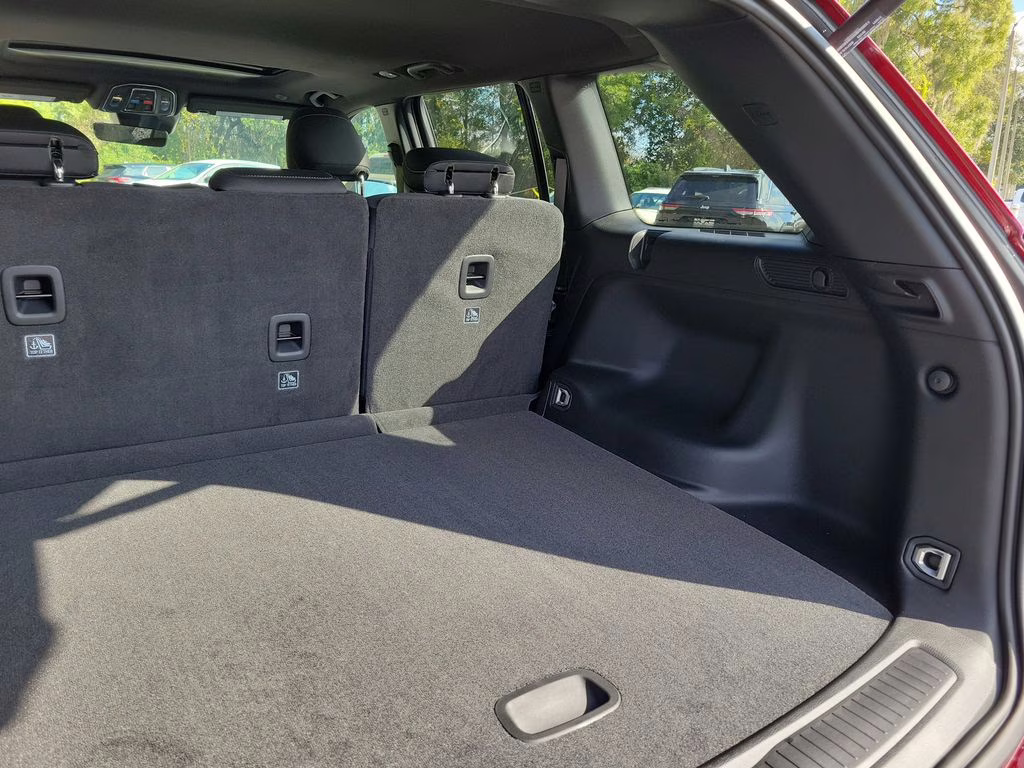 2025 Velvet Red Pearlcoat Jeep Grand Cherokee Laredo X RWD SUV