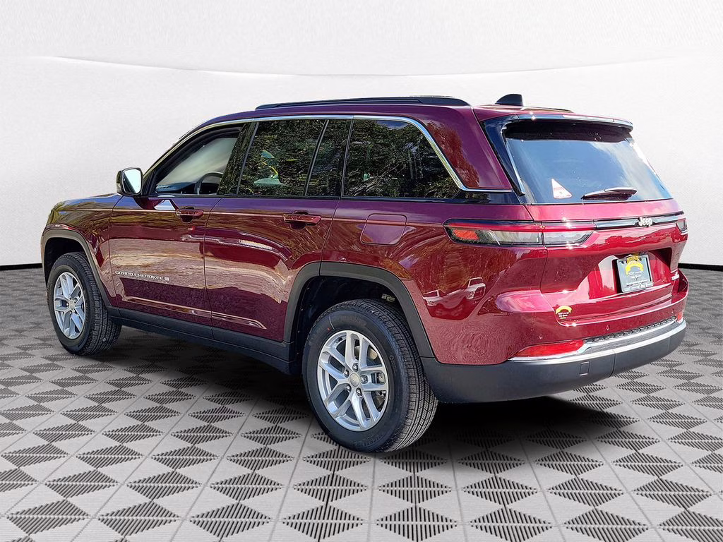 2025 Velvet Red Pearlcoat Jeep Grand Cherokee Laredo X RWD SUV