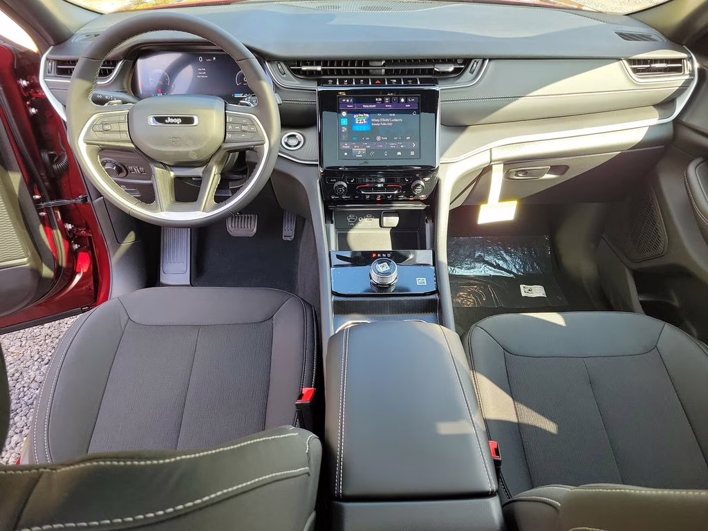 2025 Velvet Red Pearlcoat Jeep Grand Cherokee Laredo X RWD SUV