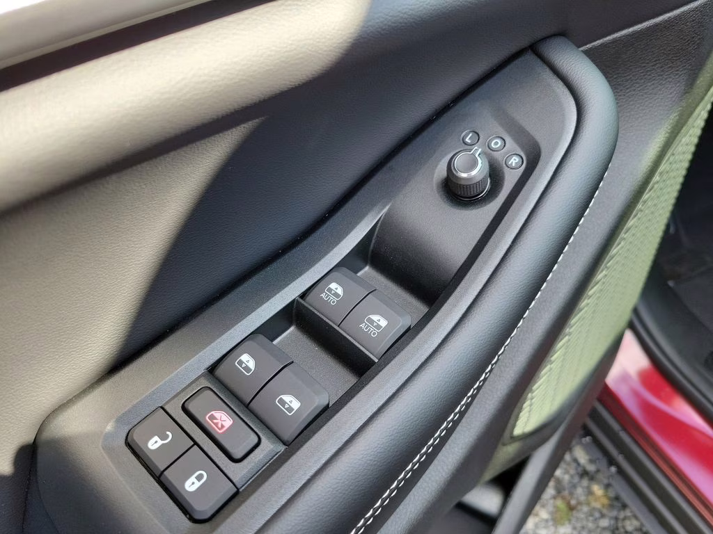 2025 Velvet Red Pearlcoat Jeep Grand Cherokee Laredo X RWD SUV