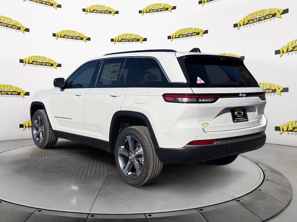 2026 Bright White Clearcoat Jeep Grand Cherokee Limited RWD SUV
