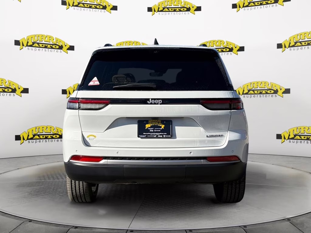 2026 Bright White Clearcoat Jeep Grand Cherokee Limited RWD SUV