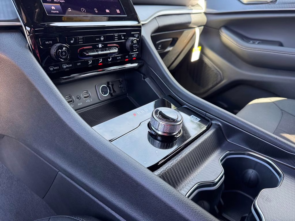 2025 Velvet Red Pearlcoat Jeep Grand Cherokee L Laredo RWD SUV