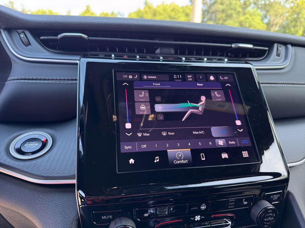 2025 Velvet Red Pearlcoat Jeep Grand Cherokee L Laredo RWD SUV