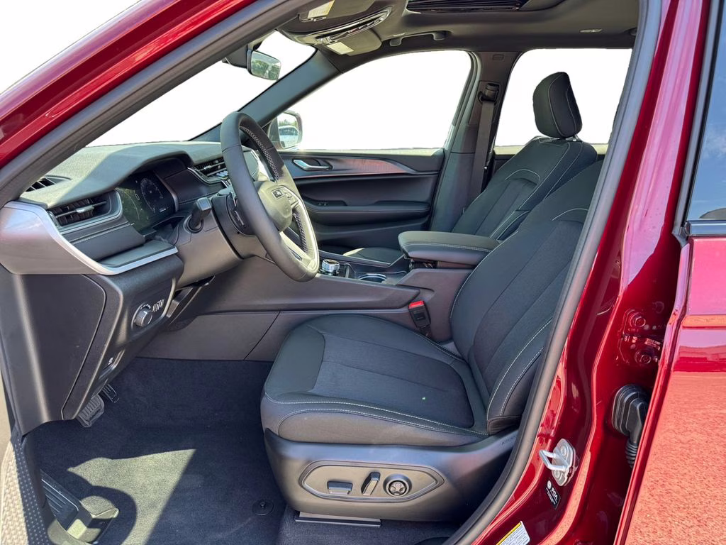 2025 Velvet Red Pearlcoat Jeep Grand Cherokee L Laredo RWD SUV