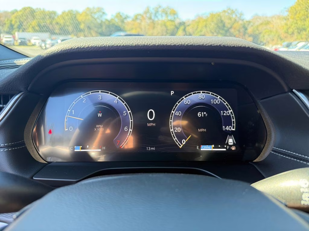 2025 Bright White Clearcoat Jeep Grand Cherokee L Laredo RWD SUV