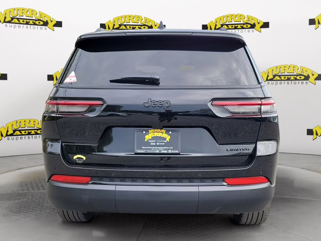 2025 Diamond Black Crystal Pearlcoat Jeep Grand Cherokee L Limited RWD SUV