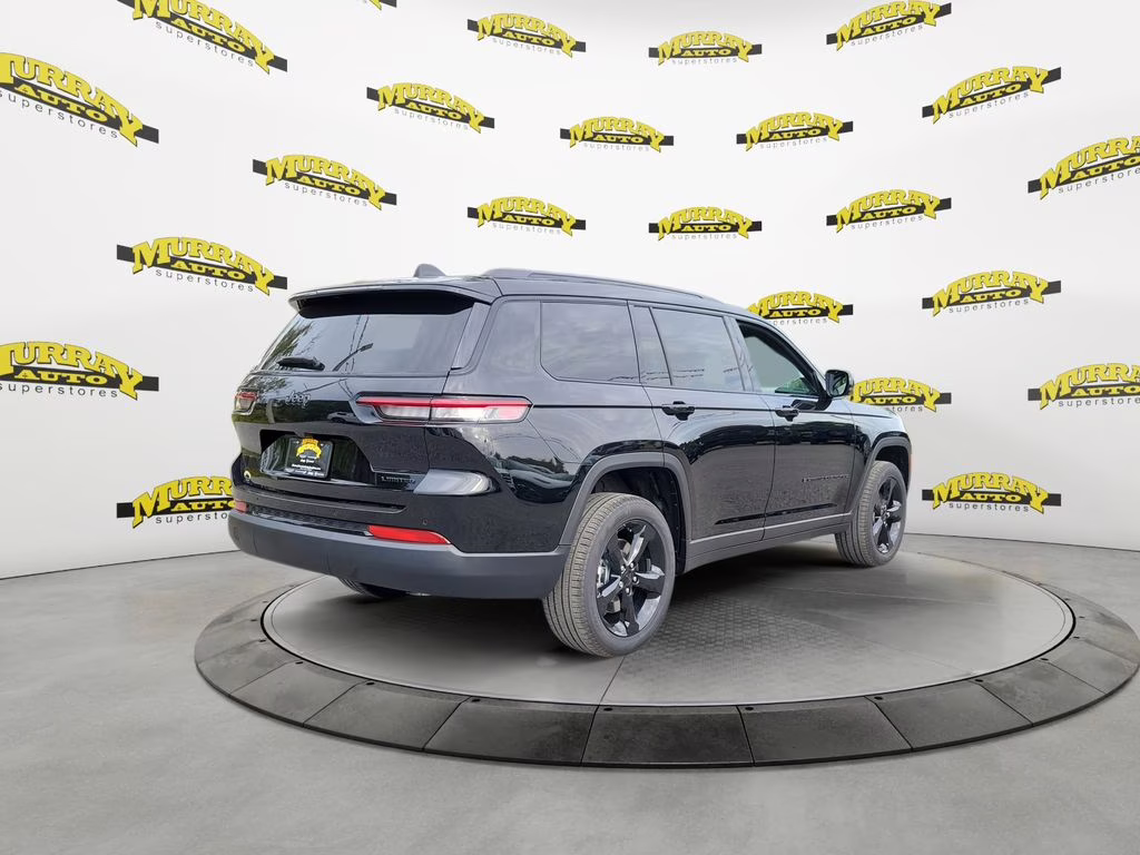 2025 Diamond Black Crystal Pearlcoat Jeep Grand Cherokee L Limited RWD SUV
