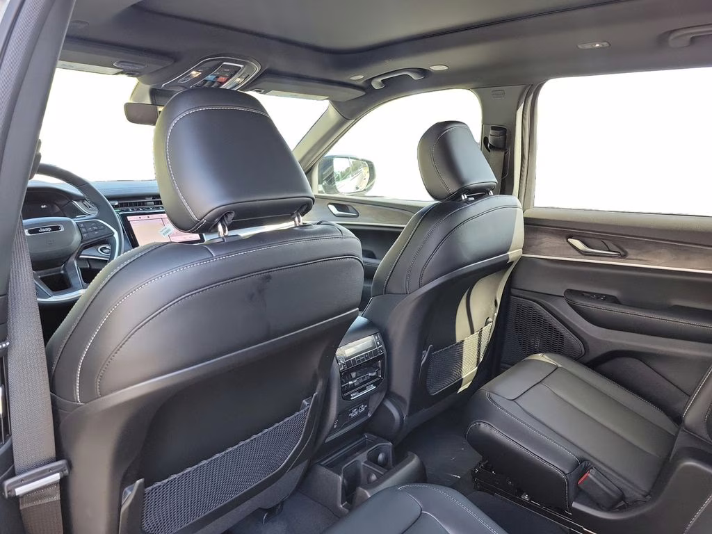 2025 Baltic Gray Metallic Clearcoat Jeep Grand Cherokee L Limited RWD SUV