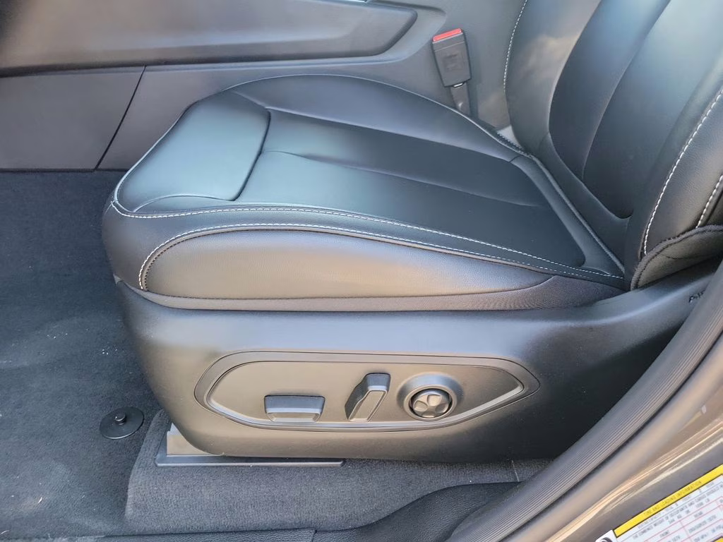 2025 Baltic Gray Metallic Clearcoat Jeep Grand Cherokee L Limited RWD SUV