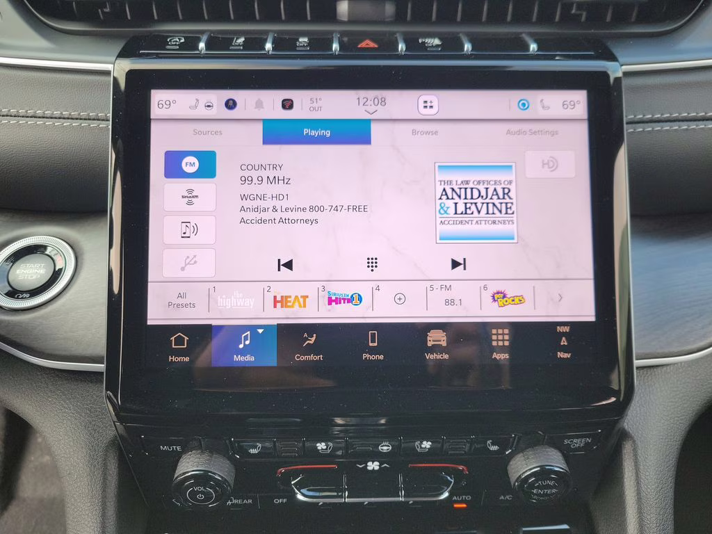 2025 Baltic Gray Metallic Clearcoat Jeep Grand Cherokee L Limited 4X4 SUV