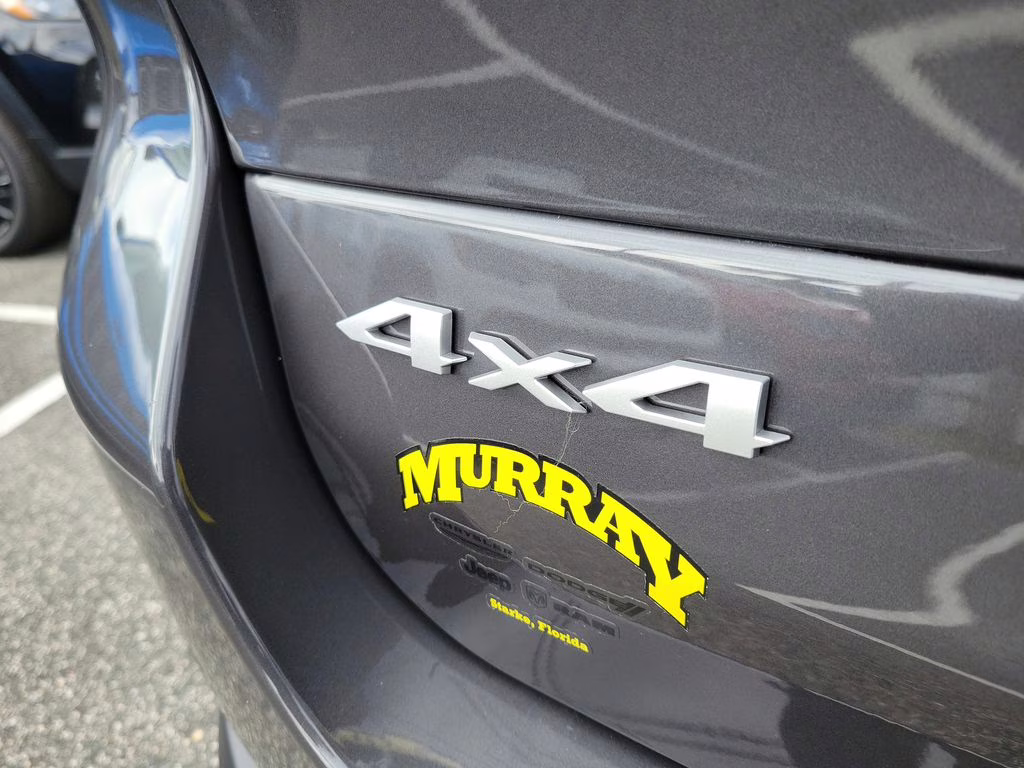 2025 Baltic Gray Metallic Clearcoat Jeep Grand Cherokee L Limited 4X4 SUV