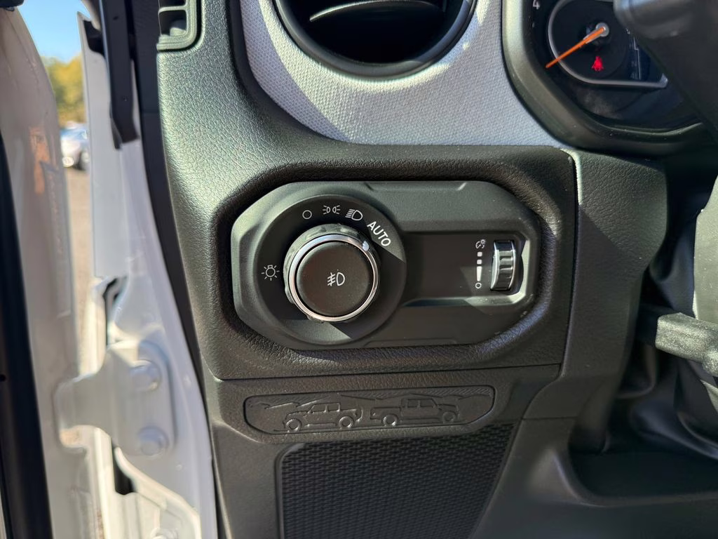 2026 Bright White Clearcoat Jeep Wrangler Willys 4X4 SUV