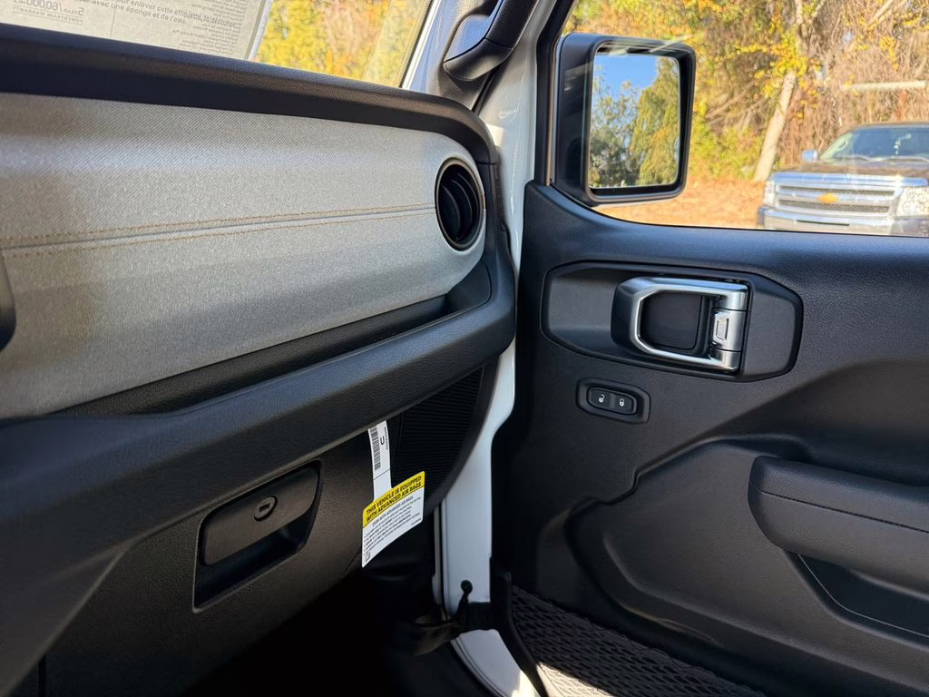 2026 Bright White Clearcoat Jeep Wrangler Willys 4X4 SUV