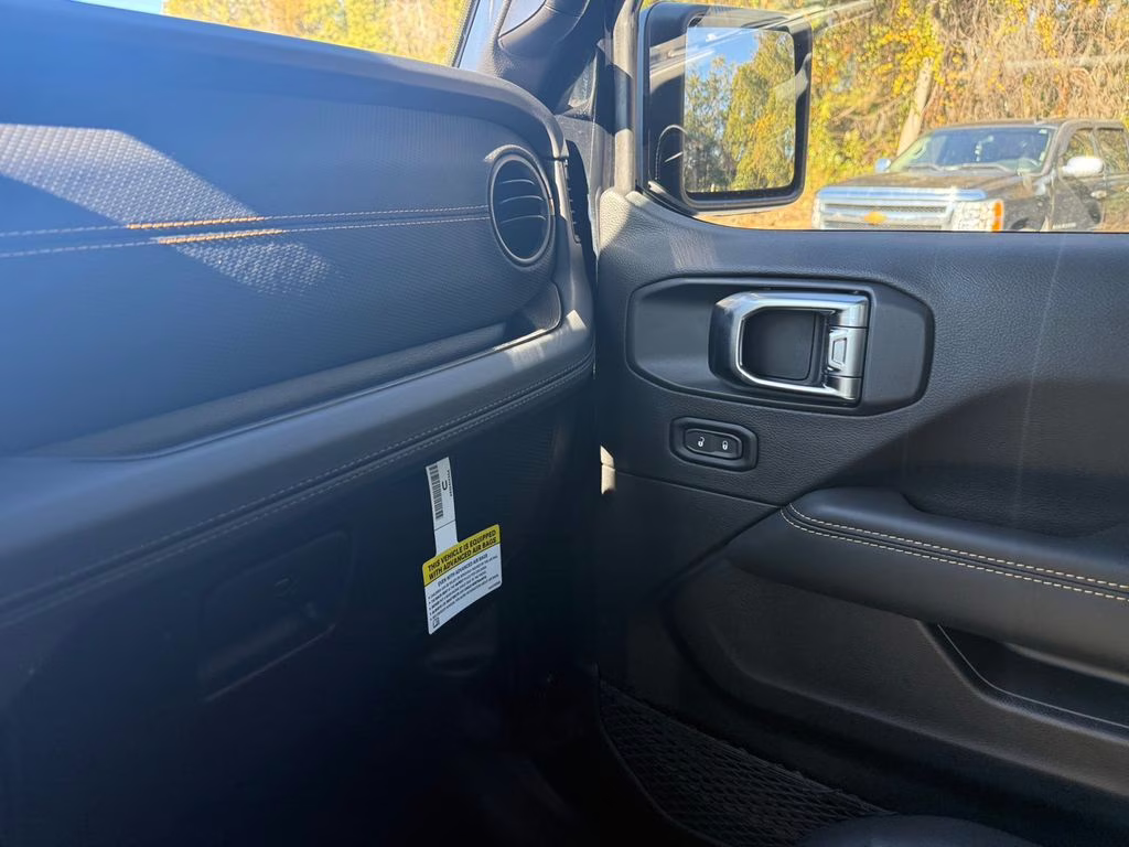 2025 Black Clearcoat Jeep Wrangler Rubicon 392 4X4 SUV