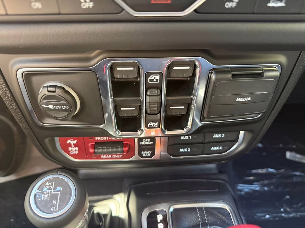 2025 Black Clearcoat Jeep Wrangler Rubicon 392 4X4 SUV