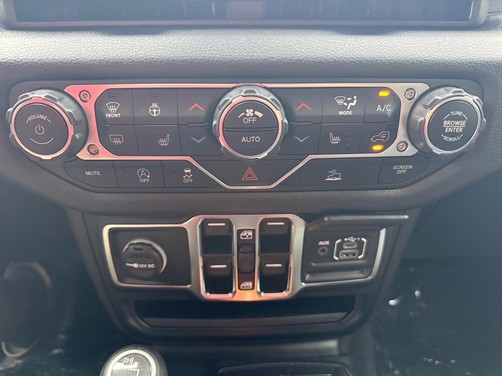 2025 Black Clearcoat Jeep Gladiator Sport S 4X4 Truck