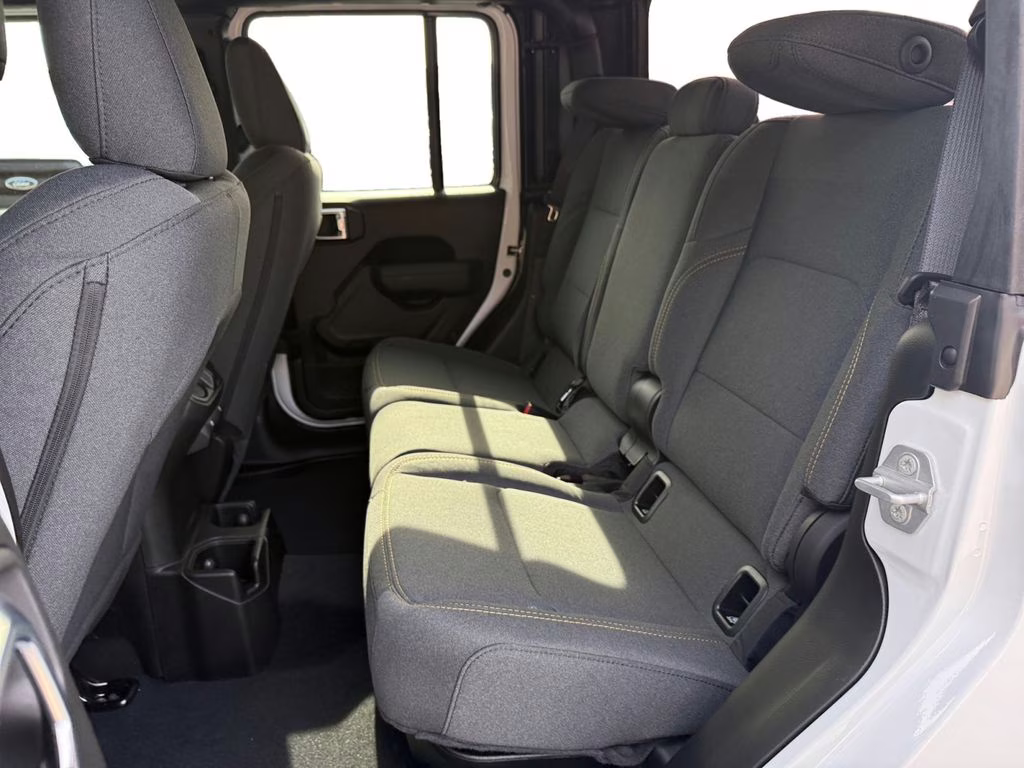 2026 Bright White Clearcoat Jeep Gladiator Sport S 4X4 Truck