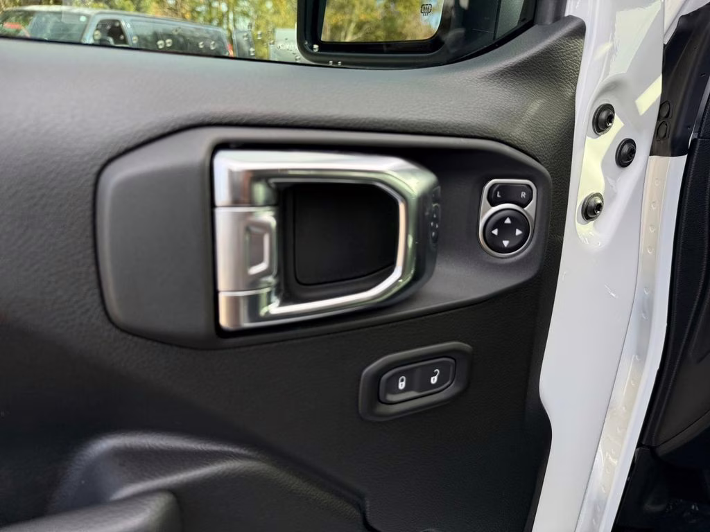 2026 Bright White Clearcoat Jeep Gladiator Sport S 4X4 Truck