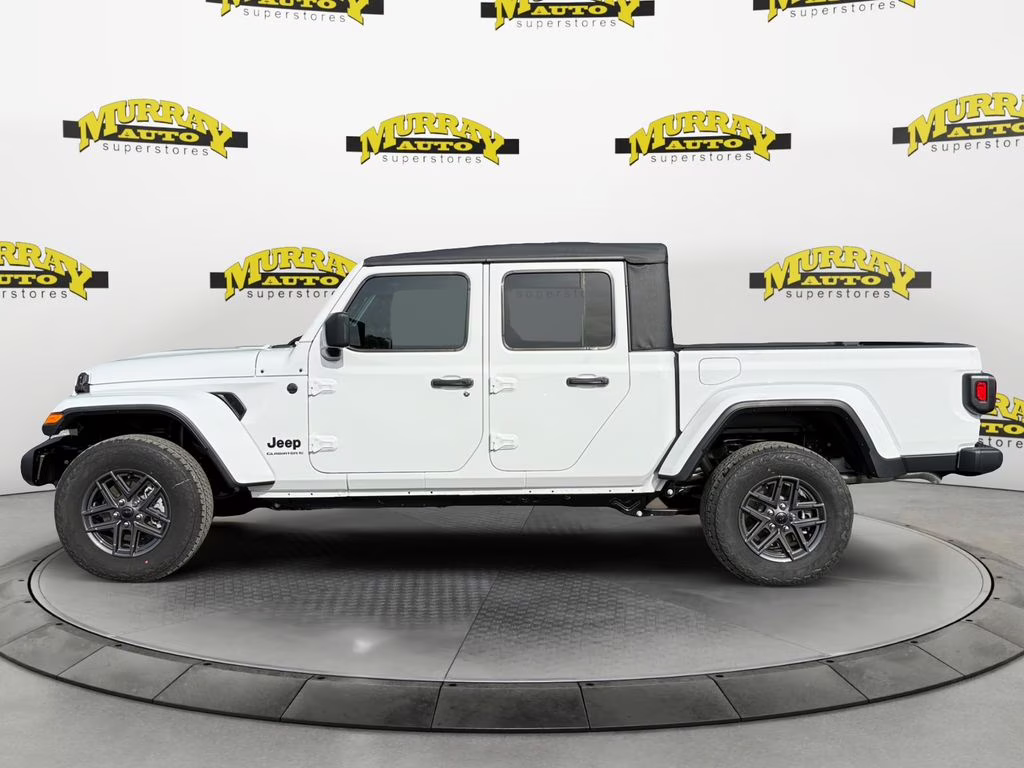 2026 Bright White Clearcoat Jeep Gladiator Sport S 4X4 Truck
