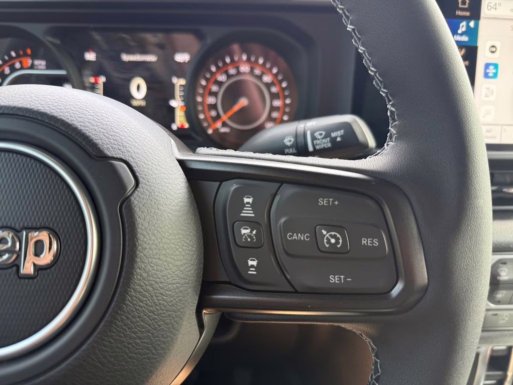 2026 Bright White Clearcoat Jeep Gladiator Sport S 4X4 Truck