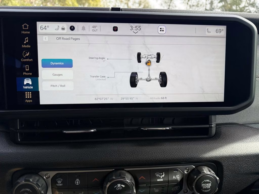 2026 Bright White Clearcoat Jeep Gladiator Sport S 4X4 Truck