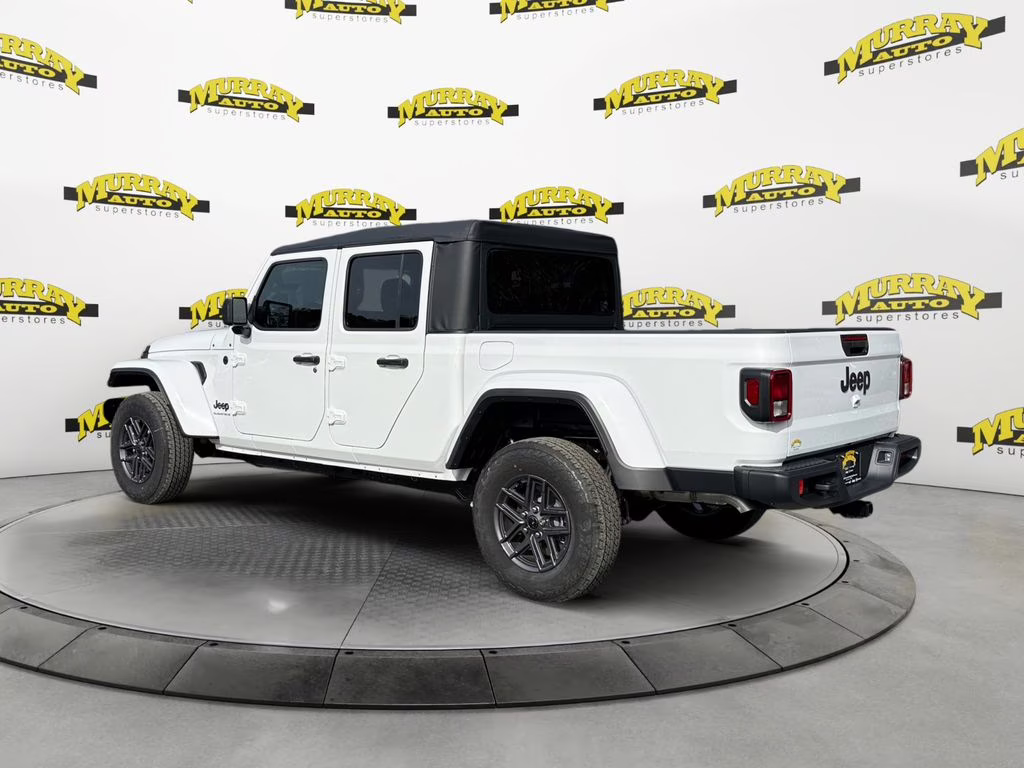 2026 Bright White Clearcoat Jeep Gladiator Sport S 4X4 Truck