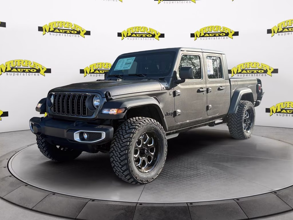 2026 Granite Crystal Metallic Clearcoat Jeep Gladiator Sport 4X4 Truck