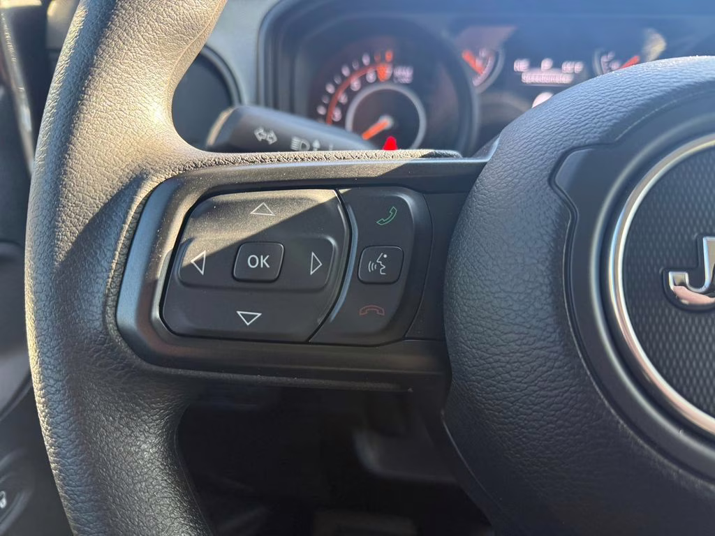 2026 Granite Crystal Metallic Clearcoat Jeep Gladiator Sport 4X4 Truck