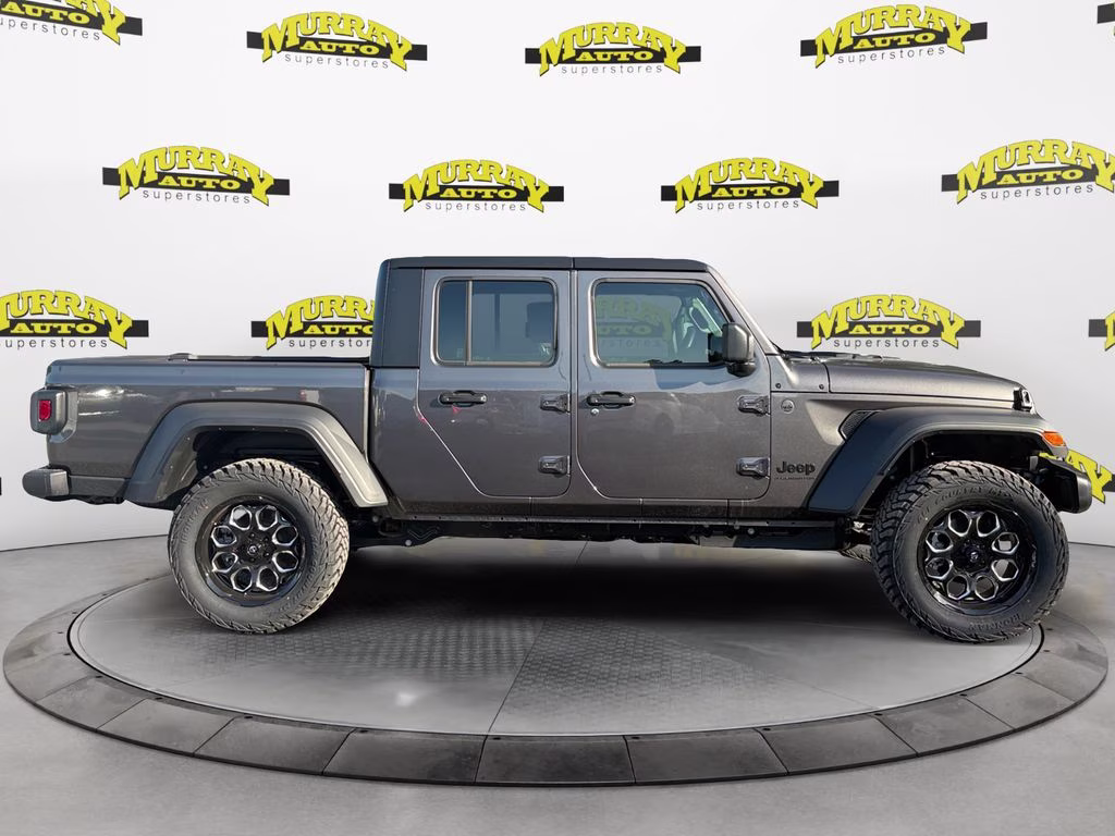 2026 Granite Crystal Metallic Clearcoat Jeep Gladiator Sport 4X4 Truck