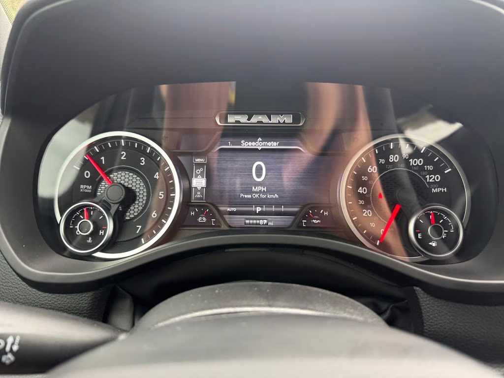 2025 Bright White Clearcoat Ram 1500 Big Horn/Lone Star RWD Truck