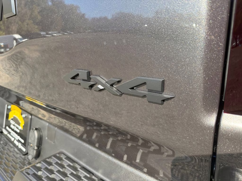 2025 Granite Crystal Metallic Clearcoat Ram 1500 Big Horn/Lone Star 4X4 Truck