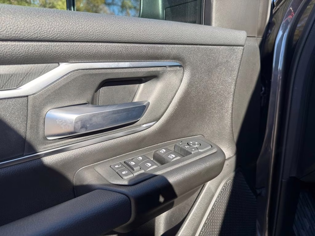 2025 Granite Crystal Metallic Clearcoat Ram 1500 Big Horn/Lone Star 4X4 Truck