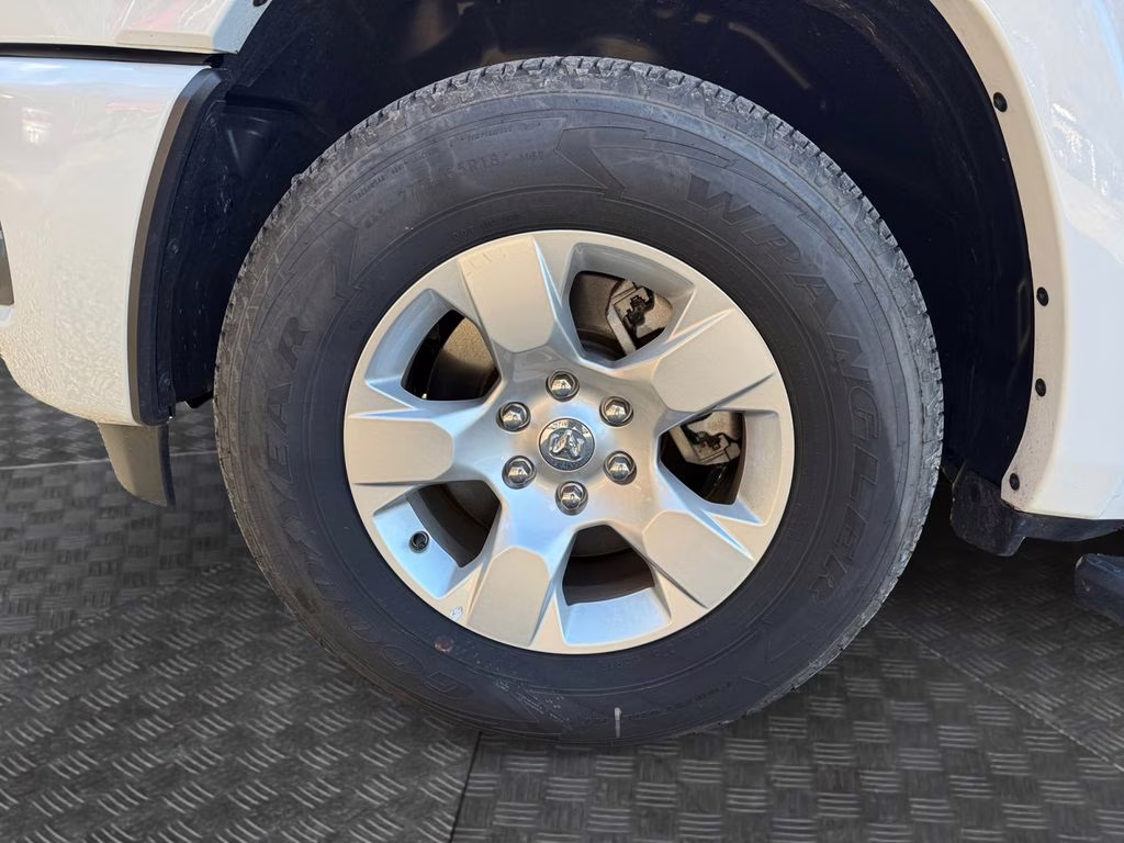 2025 Bright White Clearcoat Ram 1500 Big Horn/Lone Star 4X4 Truck