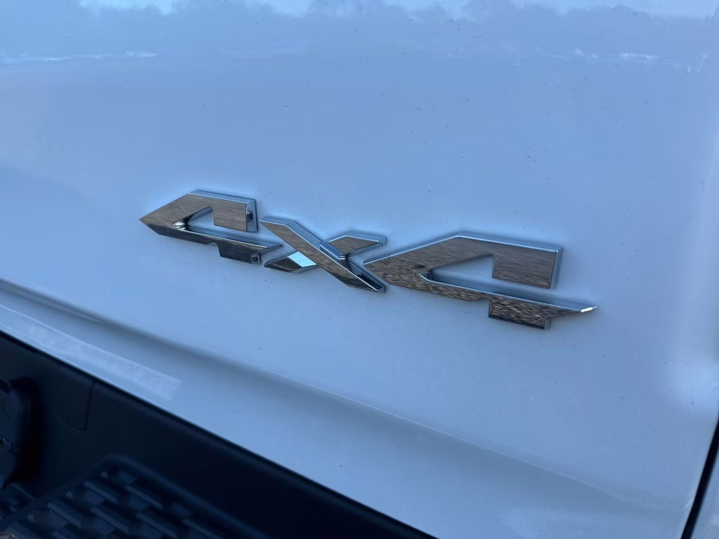 2025 Bright White Clearcoat Ram 1500 Big Horn/Lone Star 4X4 Truck