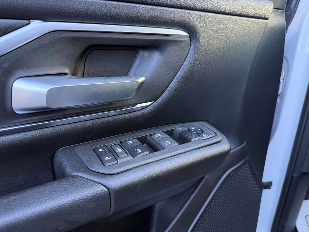 2025 Bright White Clearcoat Ram 1500 Big Horn/Lone Star 4X4 Truck