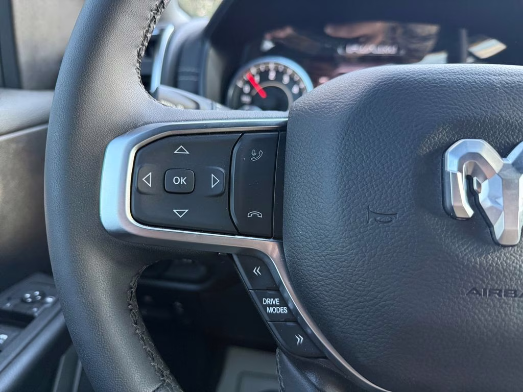 2025 Bright White Clearcoat Ram 1500 Big Horn/Lone Star 4X4 Truck