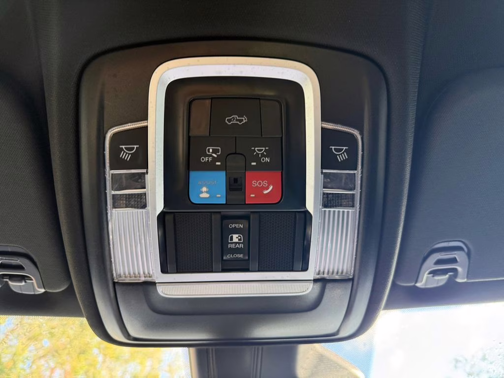 2025 Bright White Clearcoat Ram 1500 Big Horn/Lone Star 4X4 Truck