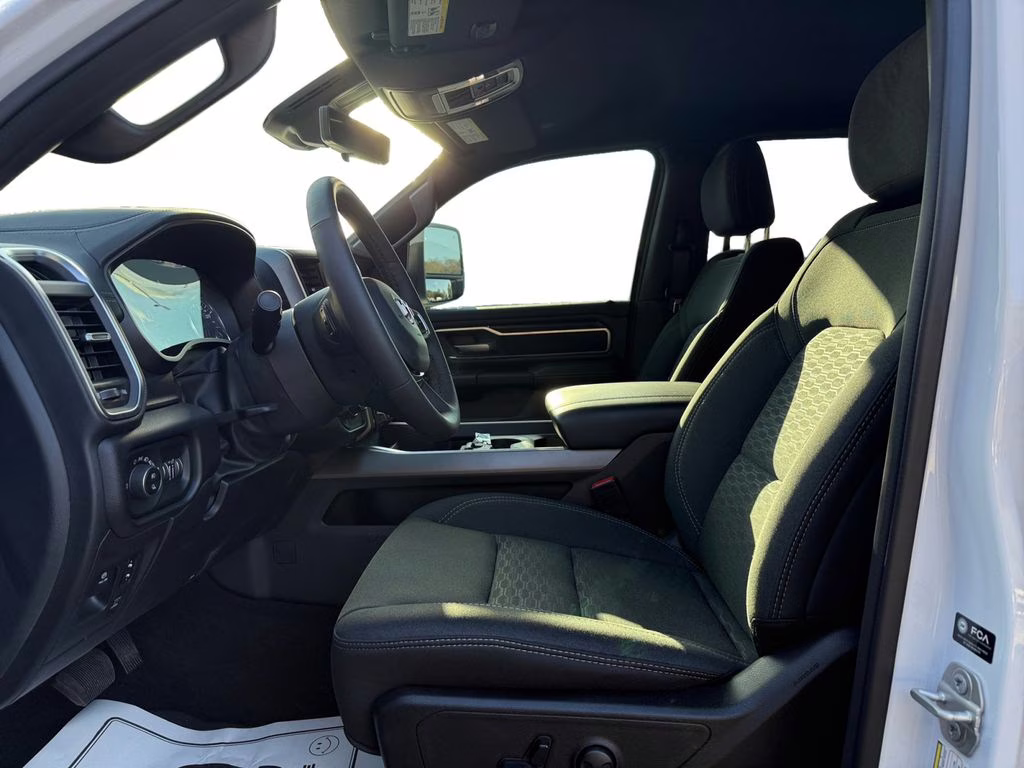 2025 Bright White Clearcoat Ram 1500 Big Horn/Lone Star 4X4 Truck