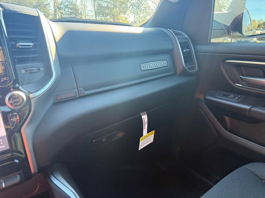 2026 Diamond Black Crystal Pearlcoat Ram 1500 Big Horn/Lone Star 4X4 Truck