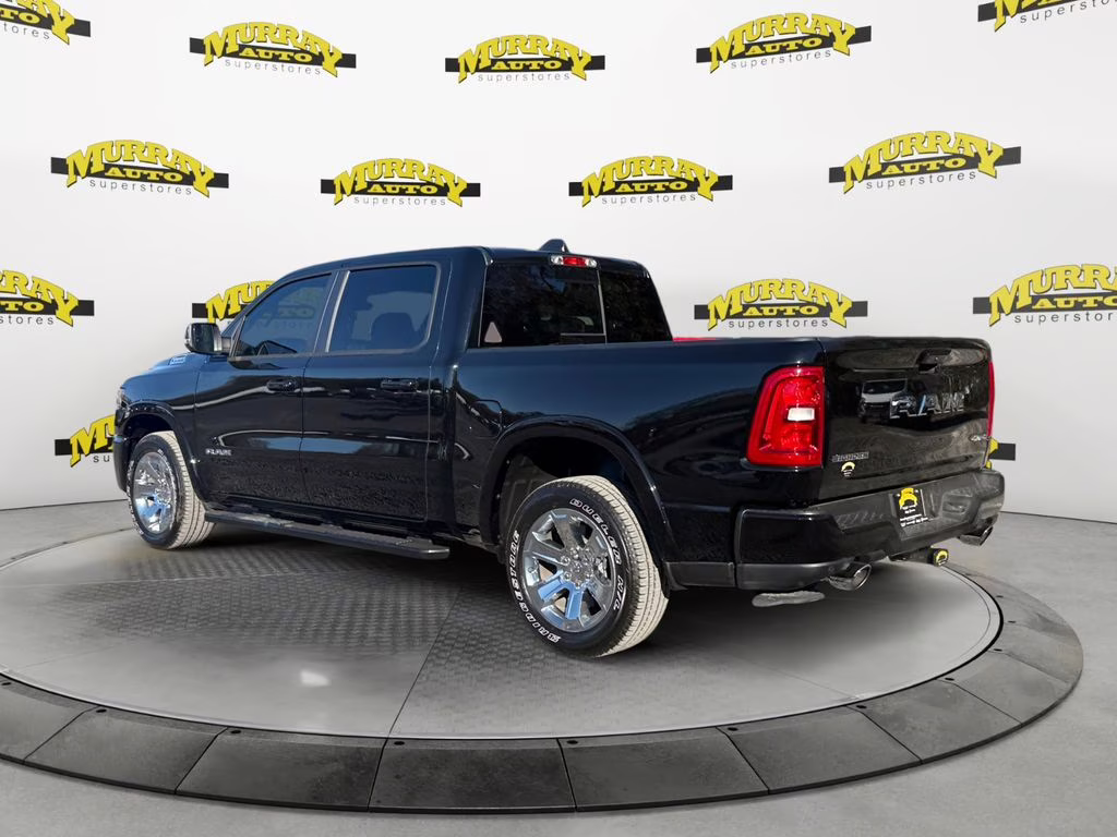 2026 Diamond Black Crystal Pearlcoat Ram 1500 Big Horn/Lone Star 4X4 Truck