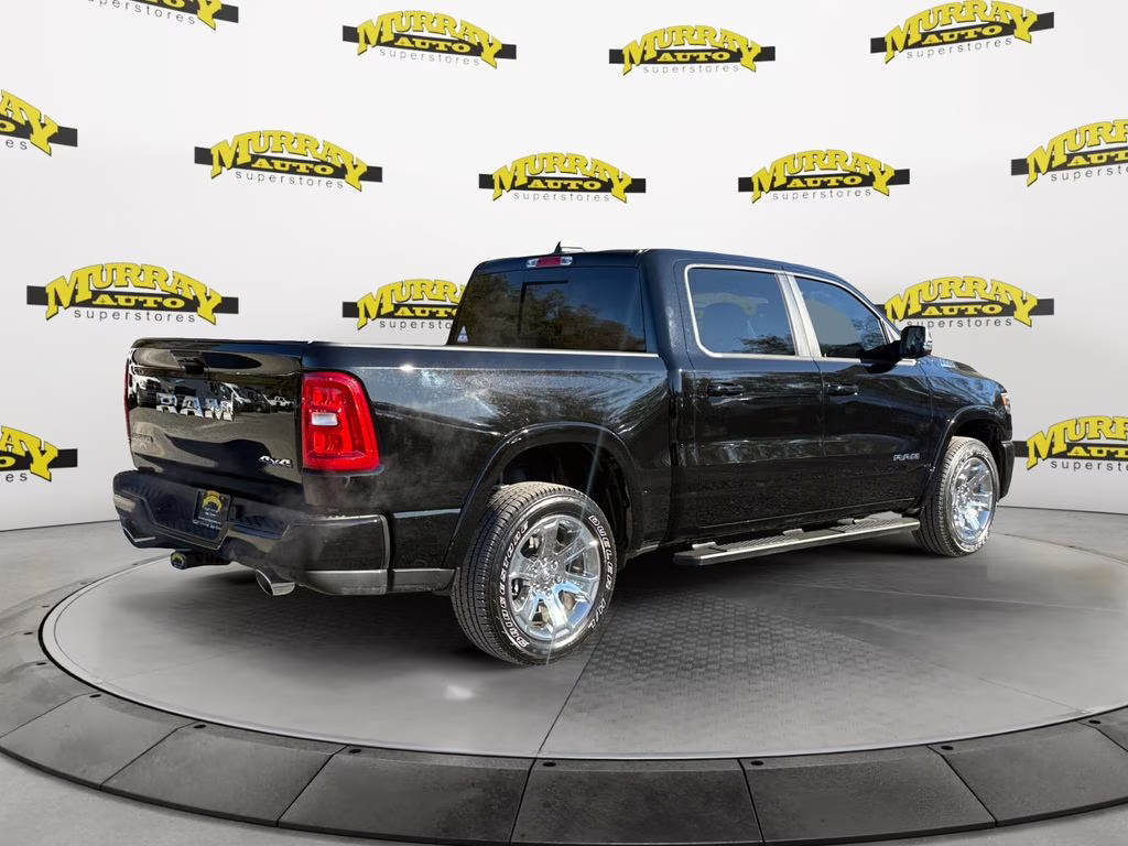 2026 Diamond Black Crystal Pearlcoat Ram 1500 Big Horn/Lone Star 4X4 Truck