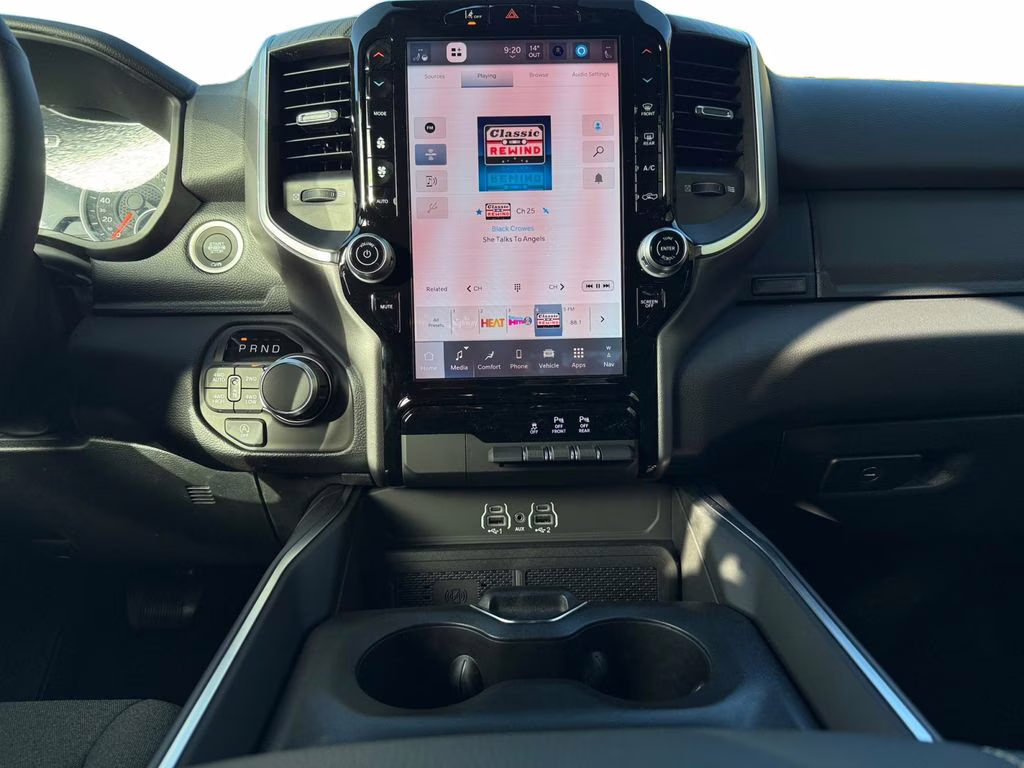 2026 Diamond Black Crystal Pearlcoat Ram 1500 Big Horn/Lone Star 4X4 Truck