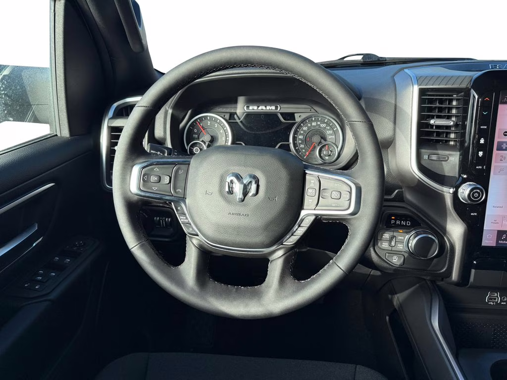 2026 Diamond Black Crystal Pearlcoat Ram 1500 Big Horn/Lone Star 4X4 Truck