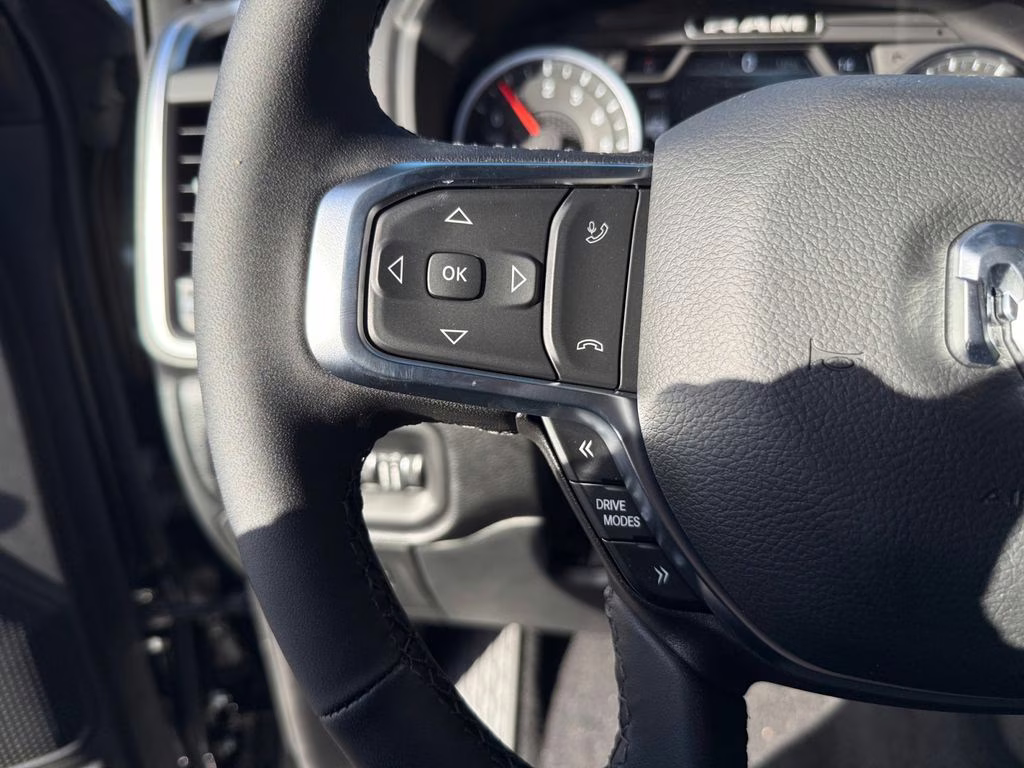 2026 Diamond Black Crystal Pearlcoat Ram 1500 Big Horn/Lone Star 4X4 Truck